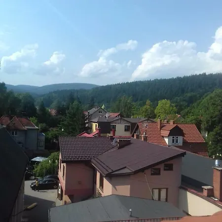 Alloggio in famiglia Bialy Na Poddaszu Polanica-Zdrój