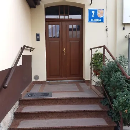 Bialy Na Poddaszu Privat bolig *